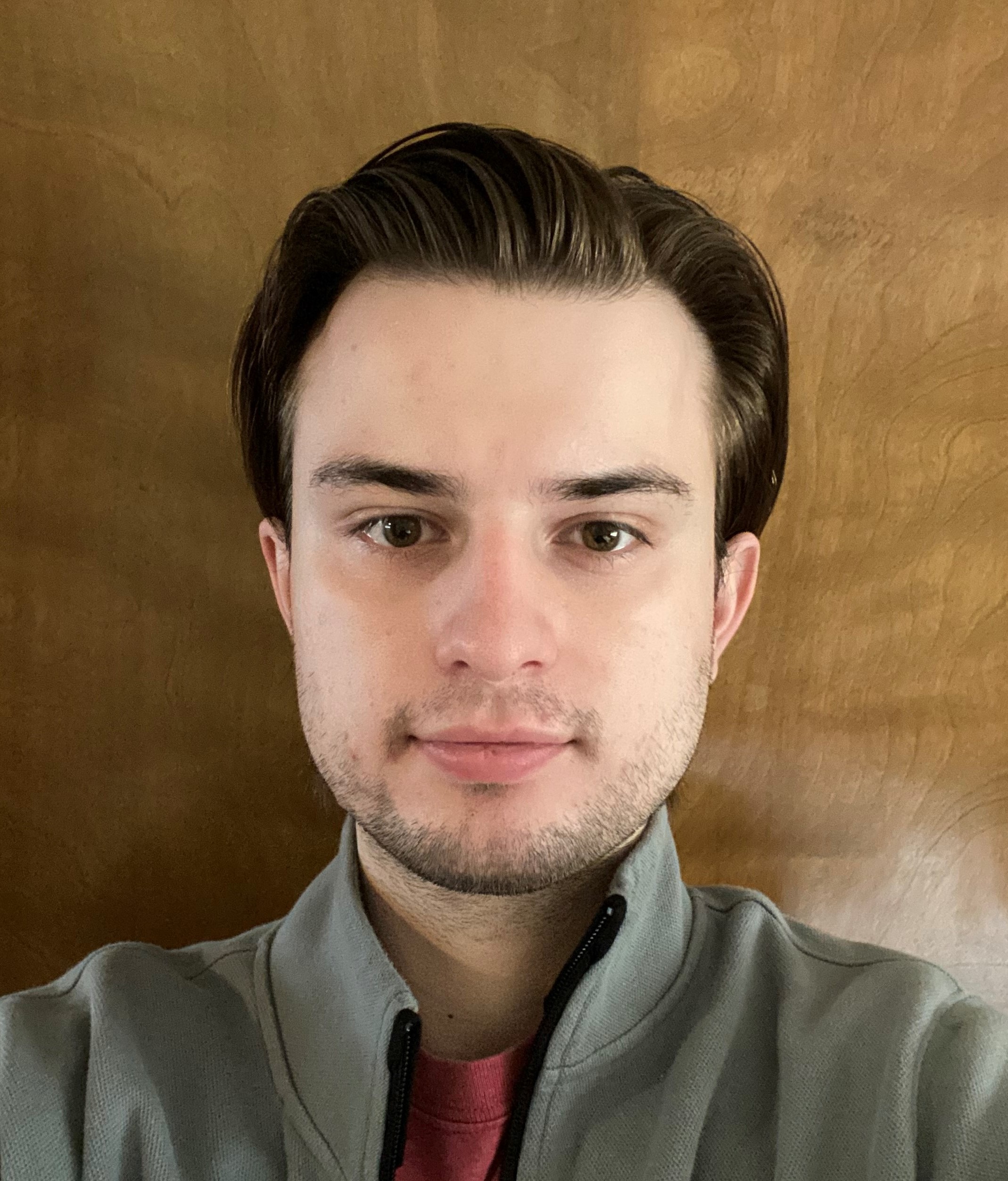 headshot picture of portfolio creator Ian Kane